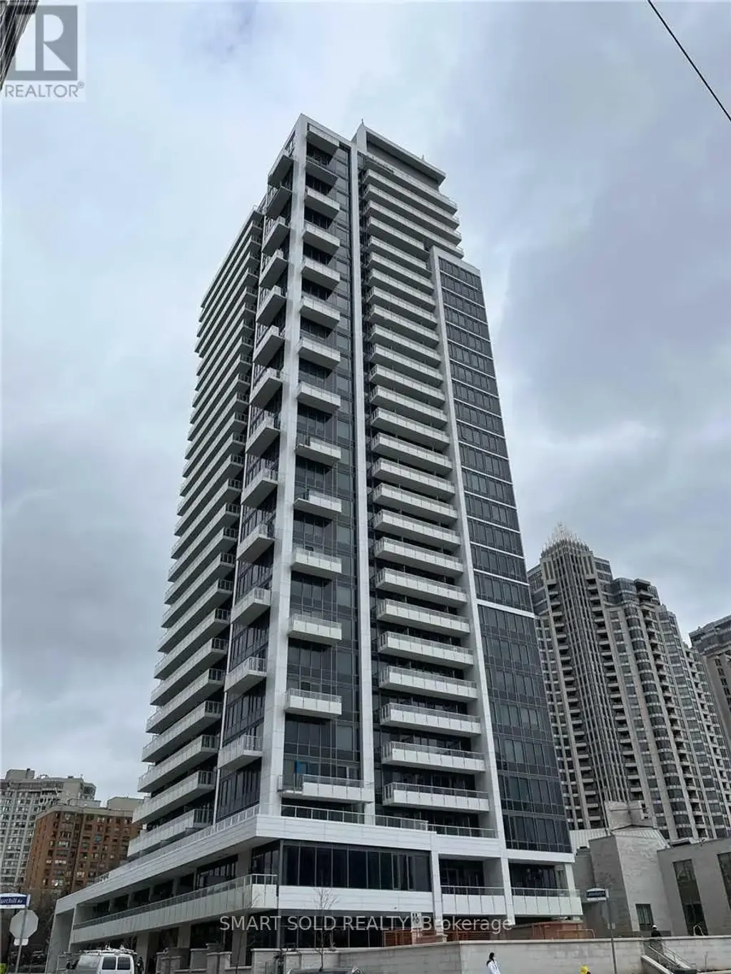 1002 - 75 Canterbury Place, Toronto (Willowdale West)
